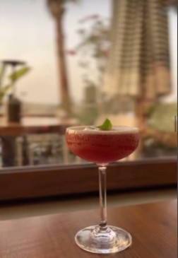 Sunset cocktail coupe